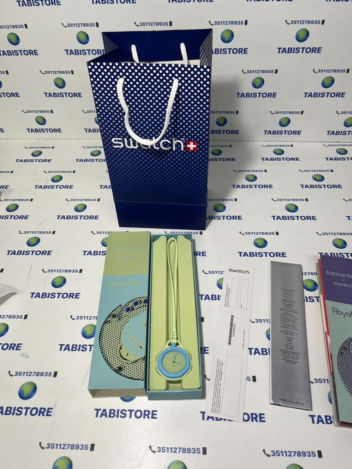 Swatch x Audemars Piguet Royal Pop "Blaue Acht"