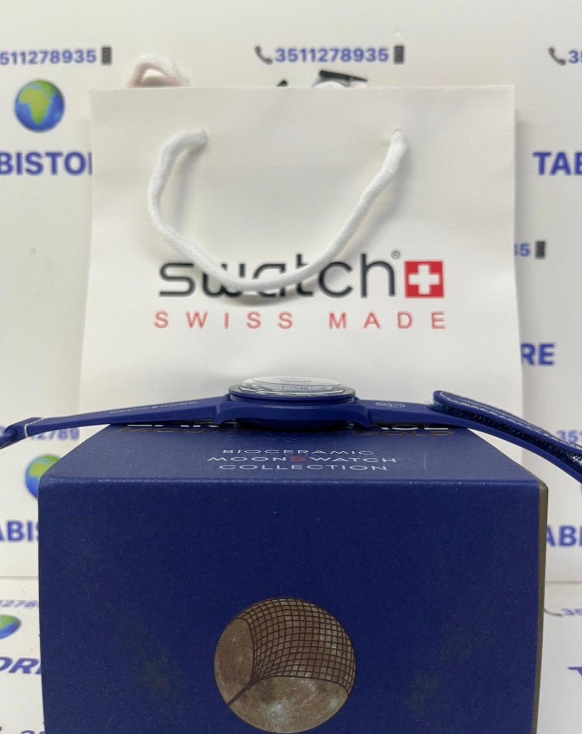 Swatch x Omega Mission to Earthphase "Moonshine Gold blu"